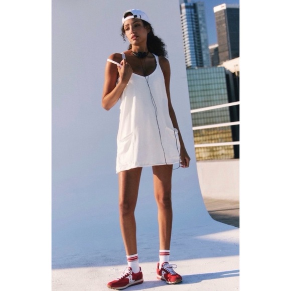 free people movement Dresses & Skirts - Free People Movement Hot Shot Mini, Size Medium